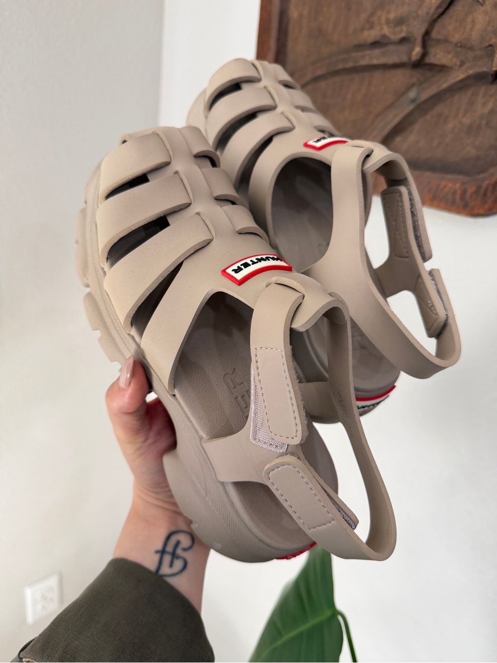 Women’s Beige Fisherman Sandals Chunky Lug Sole Size 7